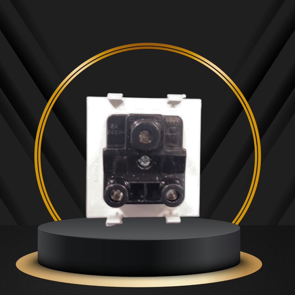 P5-5004 2M 6A DELUXE 5PIN SOCKET